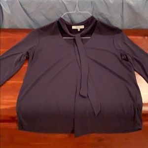 Ro & De 3/4 length sleeved shirt.